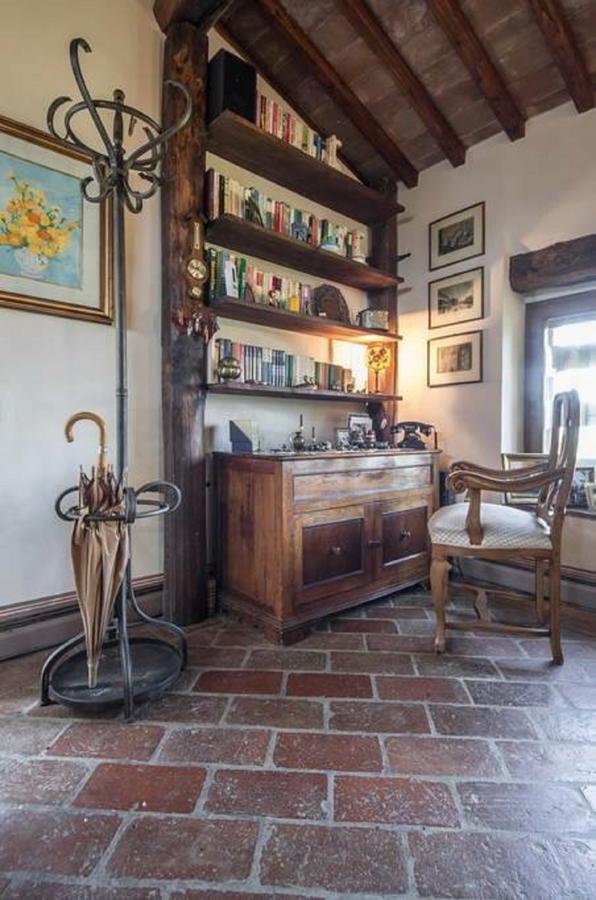Podere Cerreto Casole dʼElsa Exteriör bild