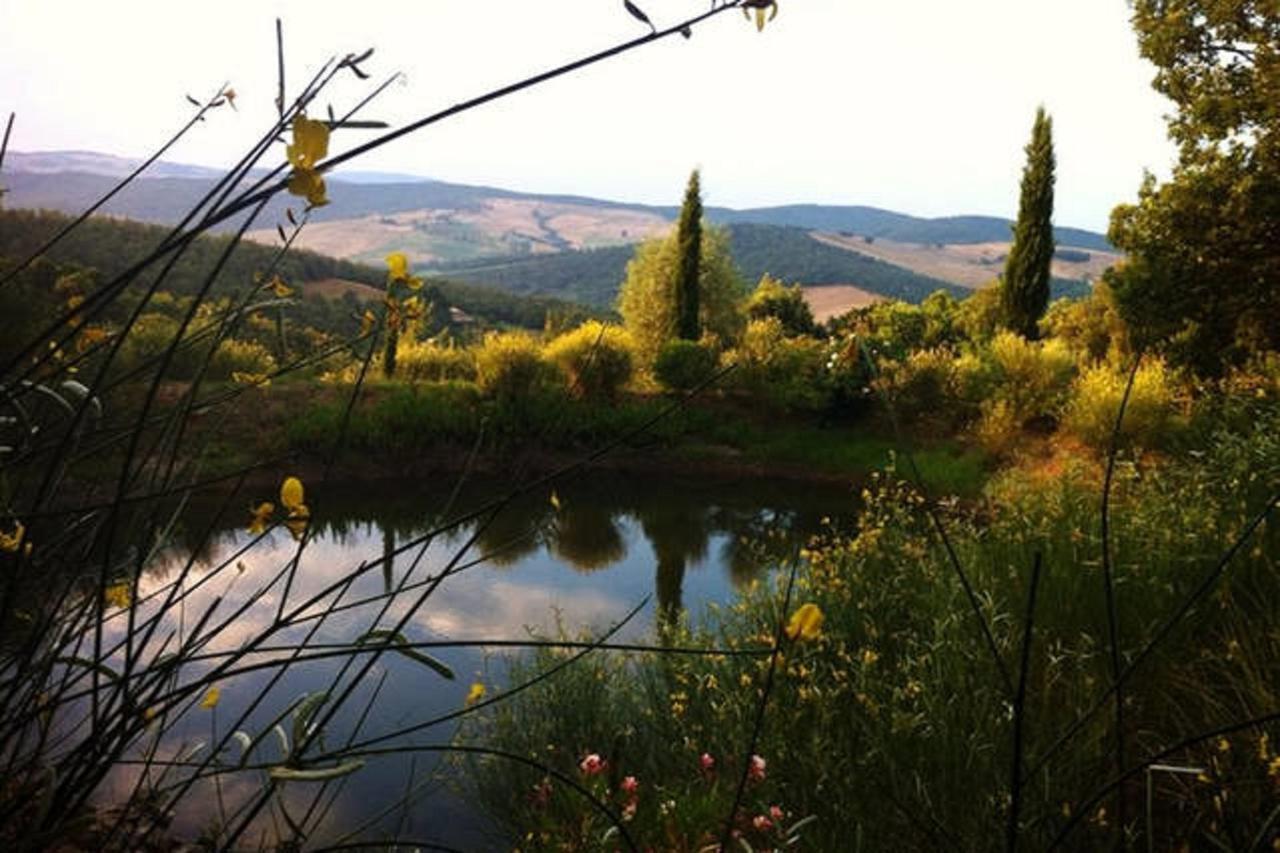 Podere Cerreto Casole dʼElsa Exteriör bild