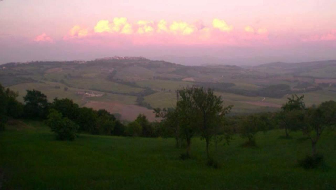 Podere Cerreto Casole dʼElsa Exteriör bild