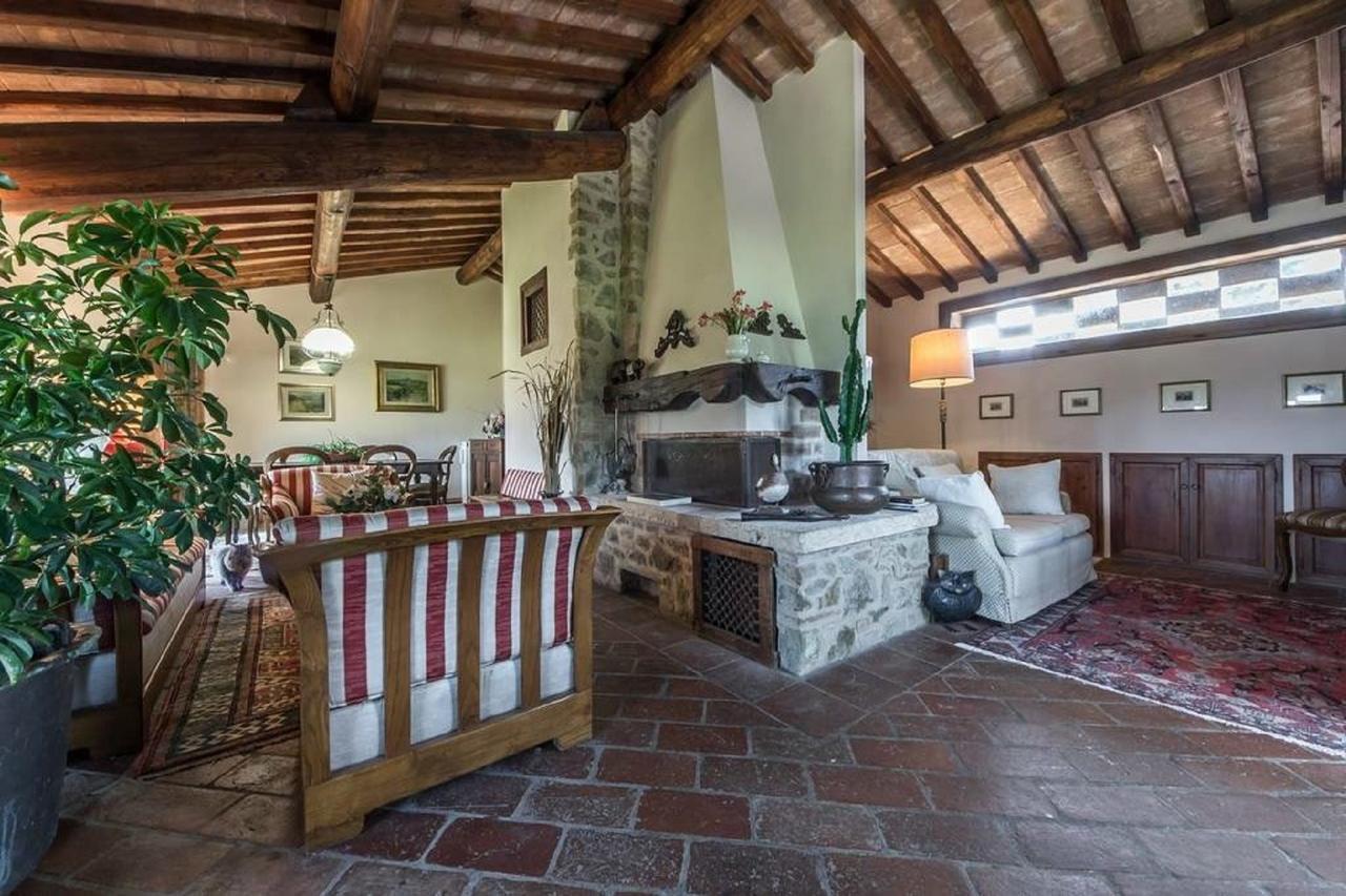 Podere Cerreto Casole dʼElsa Exteriör bild