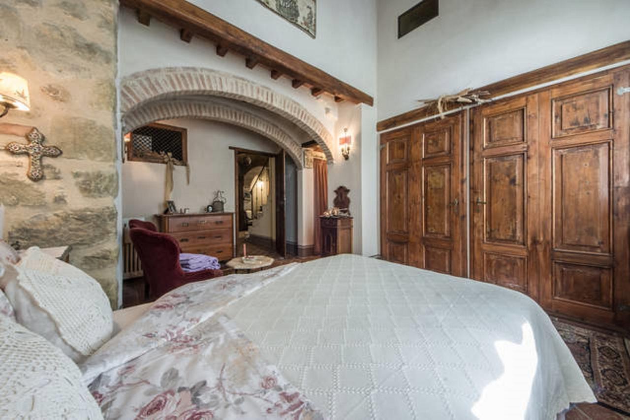 Podere Cerreto Casole dʼElsa Exteriör bild