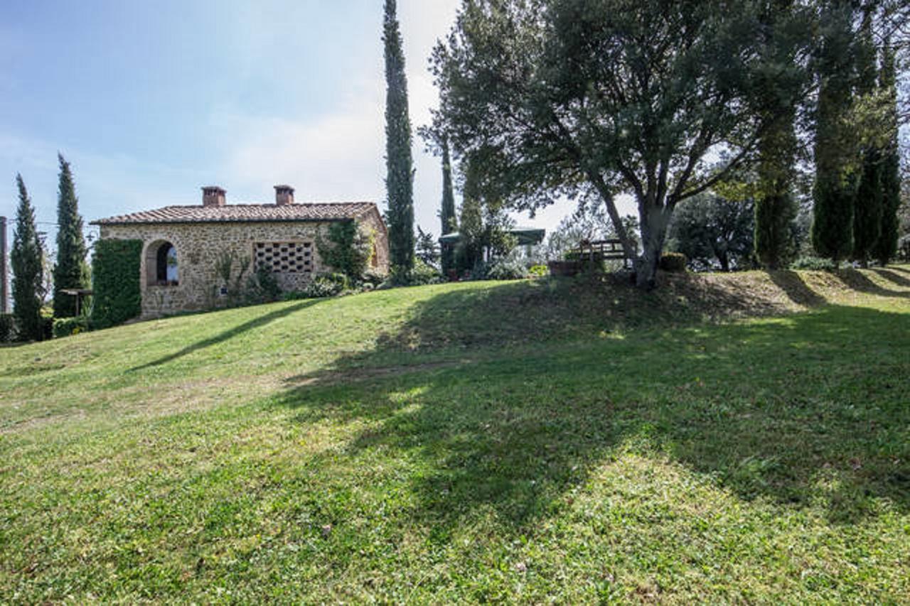 Podere Cerreto Casole dʼElsa Exteriör bild